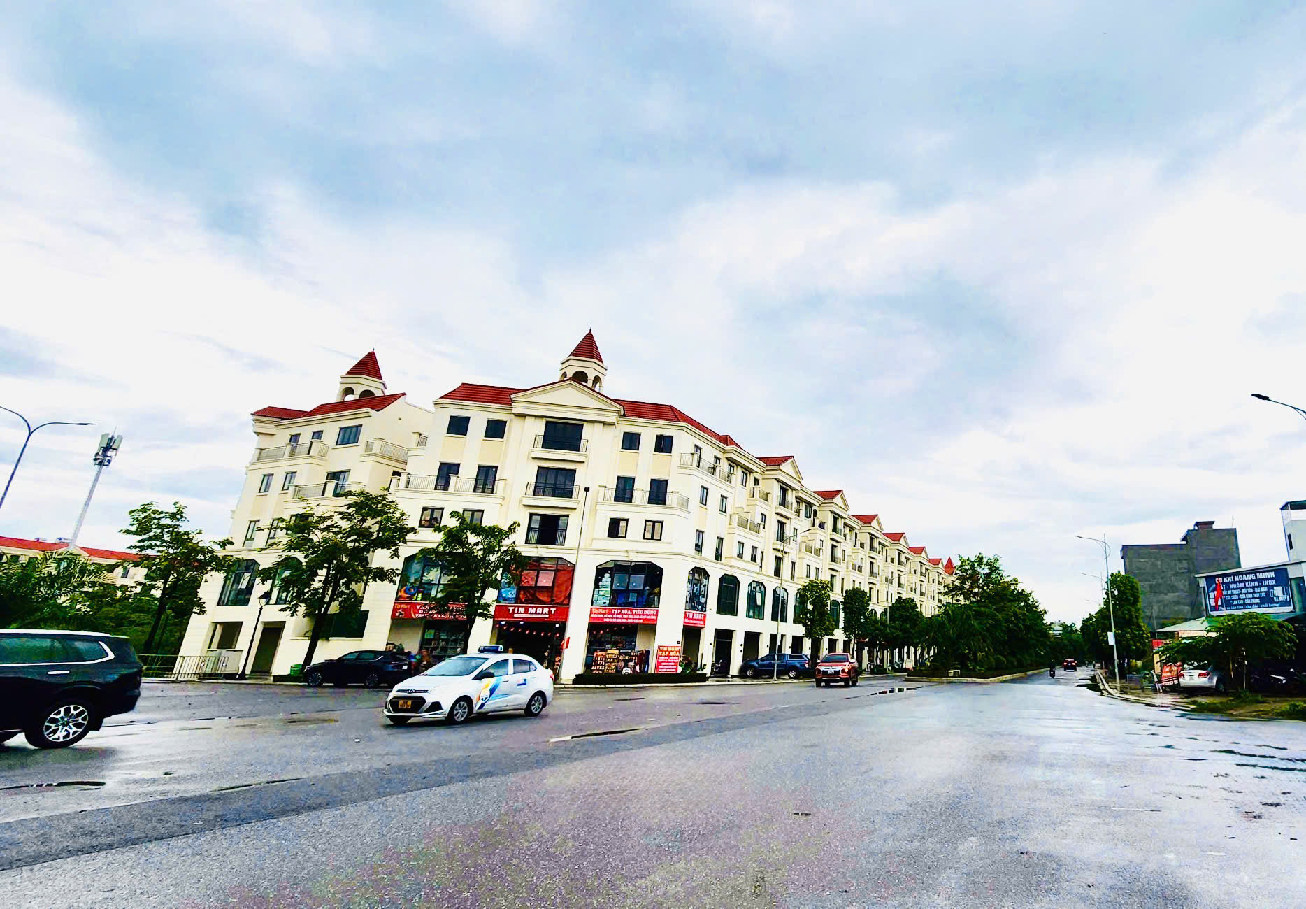 Những con đường mới thắp sáng giấc mơ làng quê và câu chuyện bứt phá của Hoài Đức- Ảnh 4.