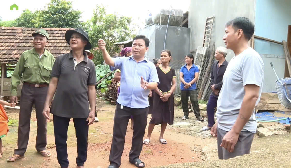 Quảng Ngãi: Mưa lớn gây ngập quốc lộ, sẵn sàng di dời hàng nghìn người dân- Ảnh 4. Quảng Ngãi: Mưa lớn gây ngập quốc lộ, sẵn sàng di dời hàng nghìn người dân- Ảnh 4.