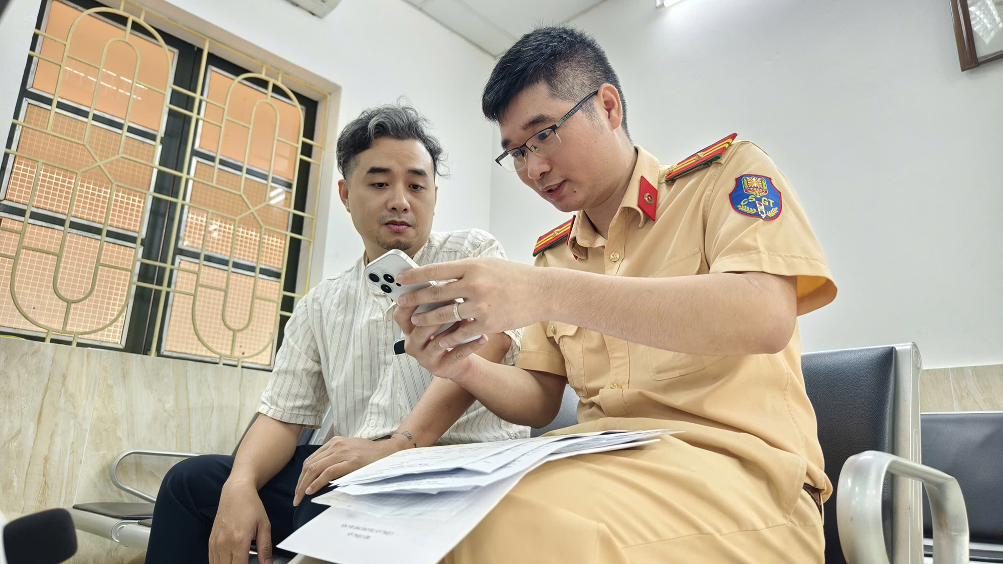 Nhiều lợi ích từ việc đăng ký xe “phi địa giới”- Ảnh 2. Nhiều lợi ích từ việc đăng ký xe “phi địa giới”- Ảnh 2.