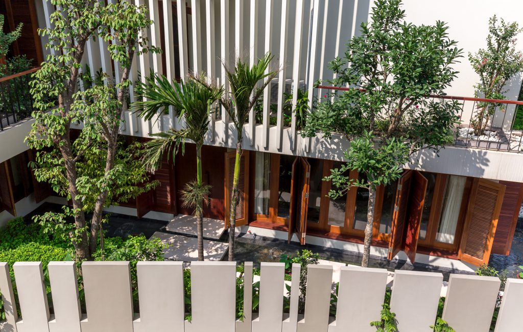 Thiết kế nội ngoại thất hòa hợp thiên nhiên: Xu hướng sống bền vững trong đô thị- Ảnh 3.