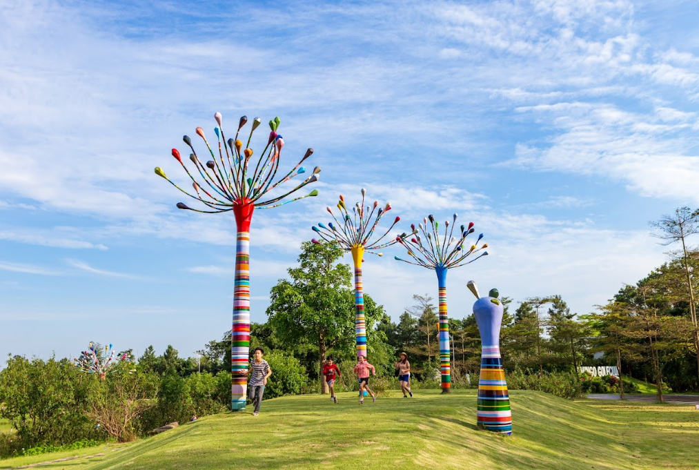 Art In The Forest: Hành trình 10 năm phiêu du với nghệ thuật đương đại của Flamingo- Ảnh 3.