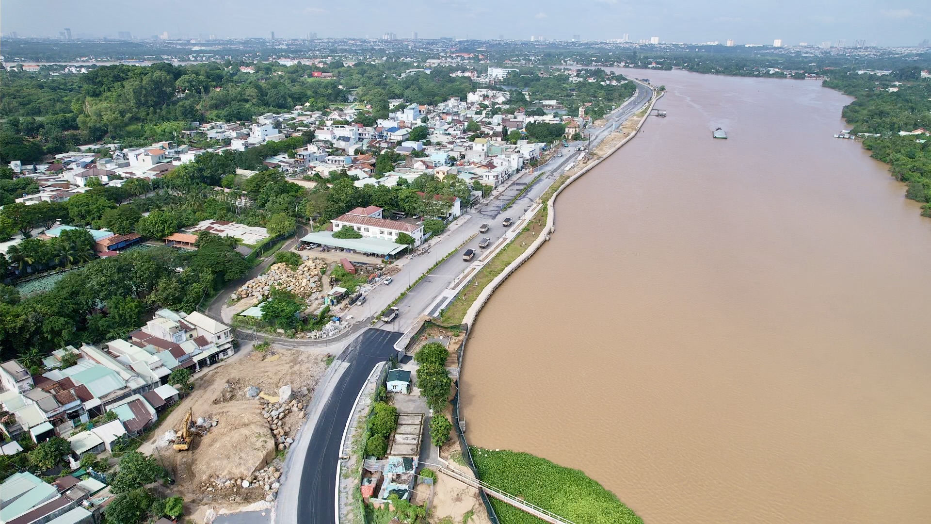 Đồng Nai: Giá đất năm 2026 dự kiến tăng 1,6-9 lần- Ảnh 1. Đồng Nai: Giá đất năm 2026 dự kiến tăng 1,6-9 lần- Ảnh 1.