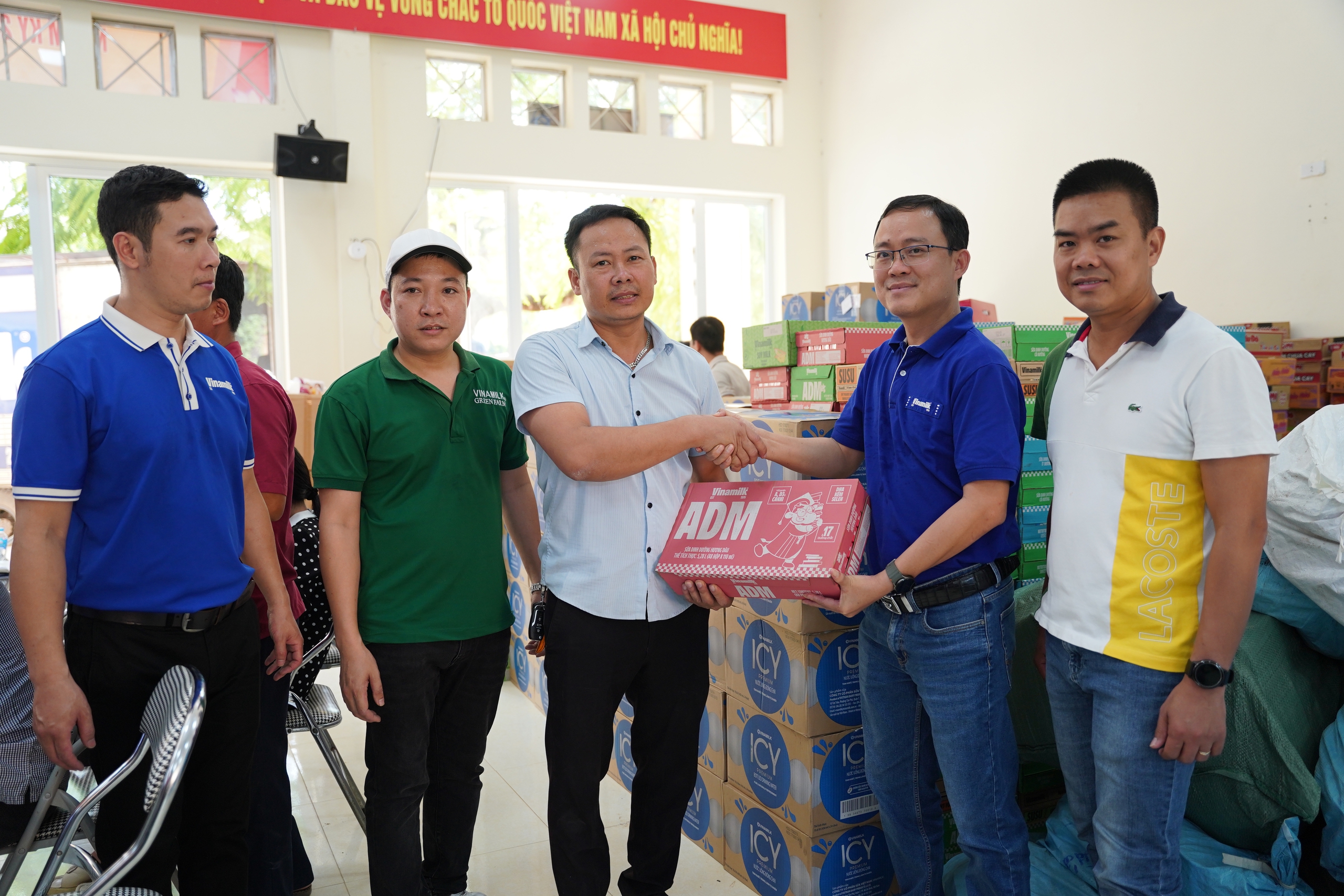 Vinamilk cùng cộng đồng viết tiếp hành trình sẻ chia- Ảnh 11.