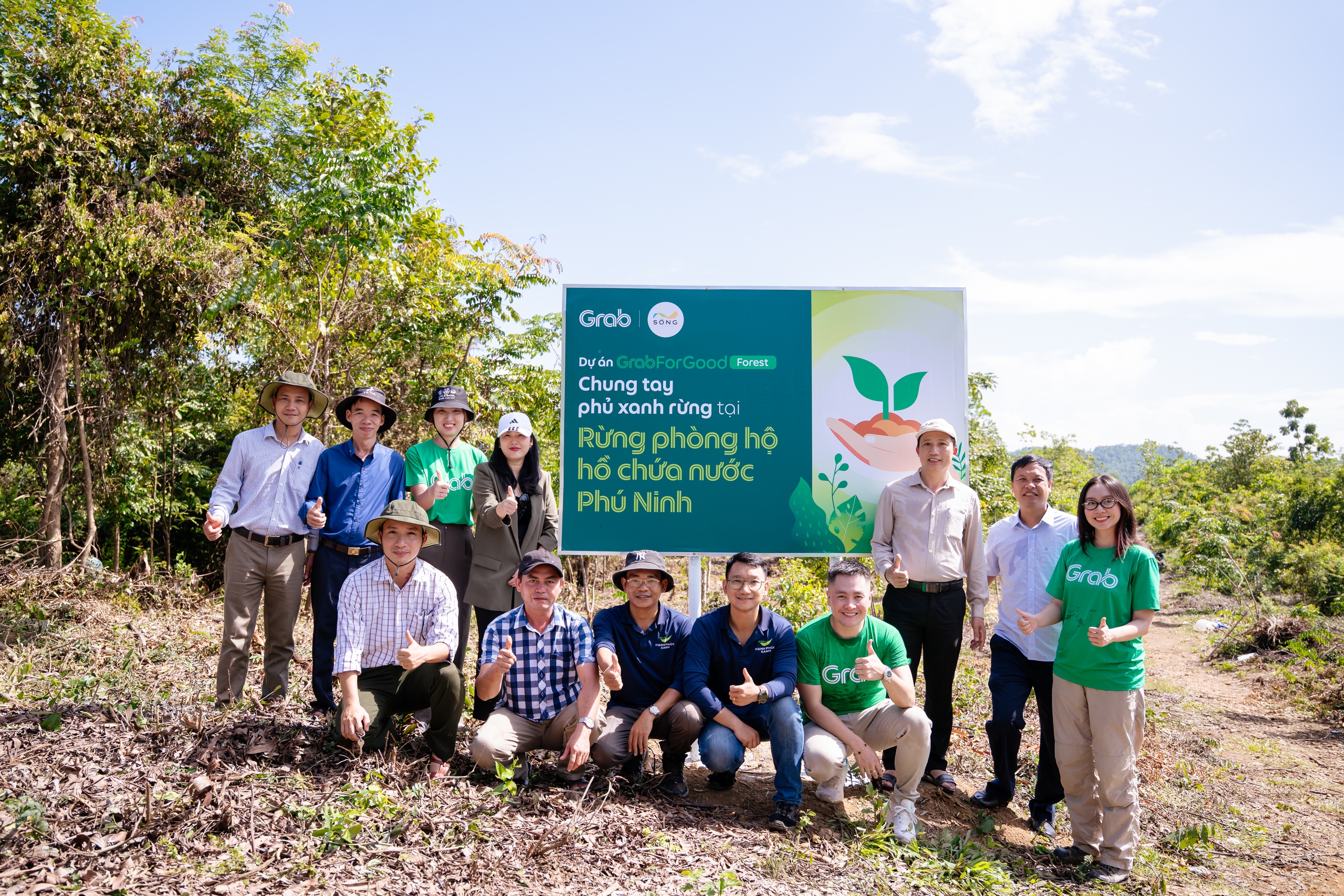 Grab khởi động Chương trình "Vững-Xanh", thúc đẩy chuyển đổi xanh và bảo vệ môi trường- Ảnh 5. Grab khởi động Chương trình "Vững-Xanh", thúc đẩy chuyển đổi xanh và bảo vệ môi trường- Ảnh 5.