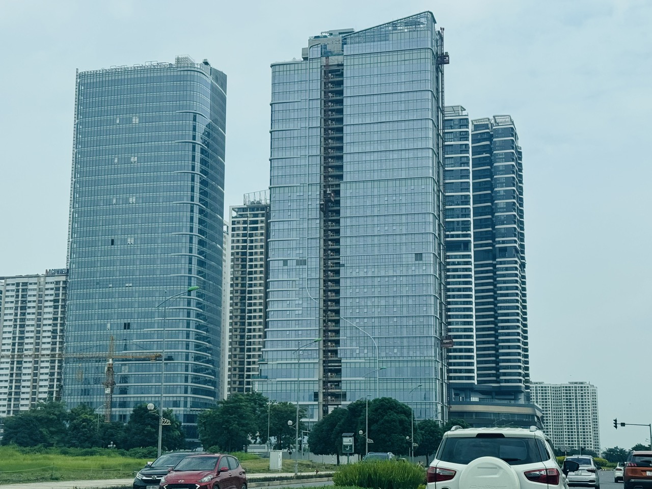 Tây Hồ Tây đang hình thành trung tâm văn phòng hạng A mới của Hà Nội- Ảnh 4.