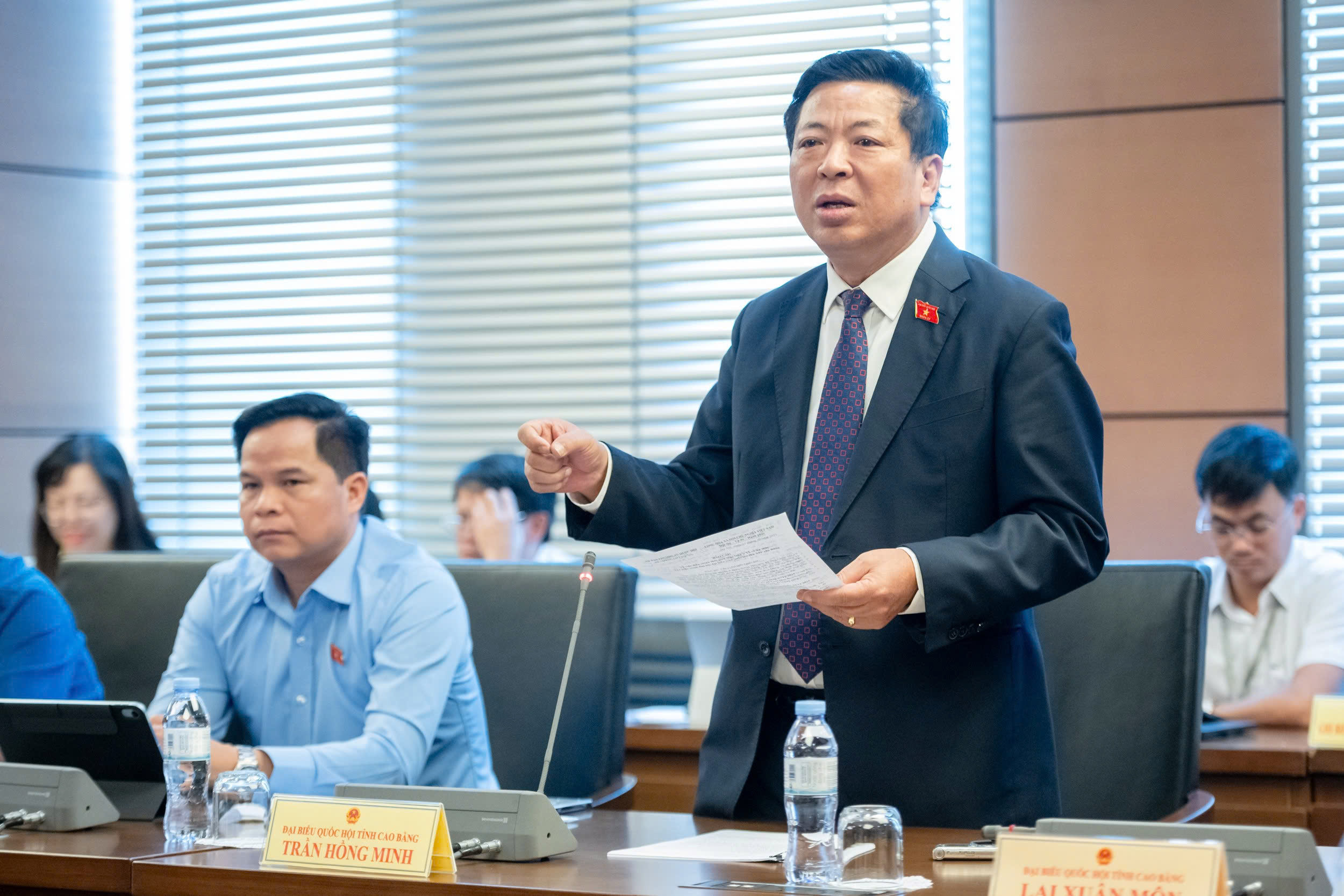 Phát triển hạ tầng hàng không đạt chuẩn quốc tế để phát huy hiệu quả kinh tế- Ảnh 1.