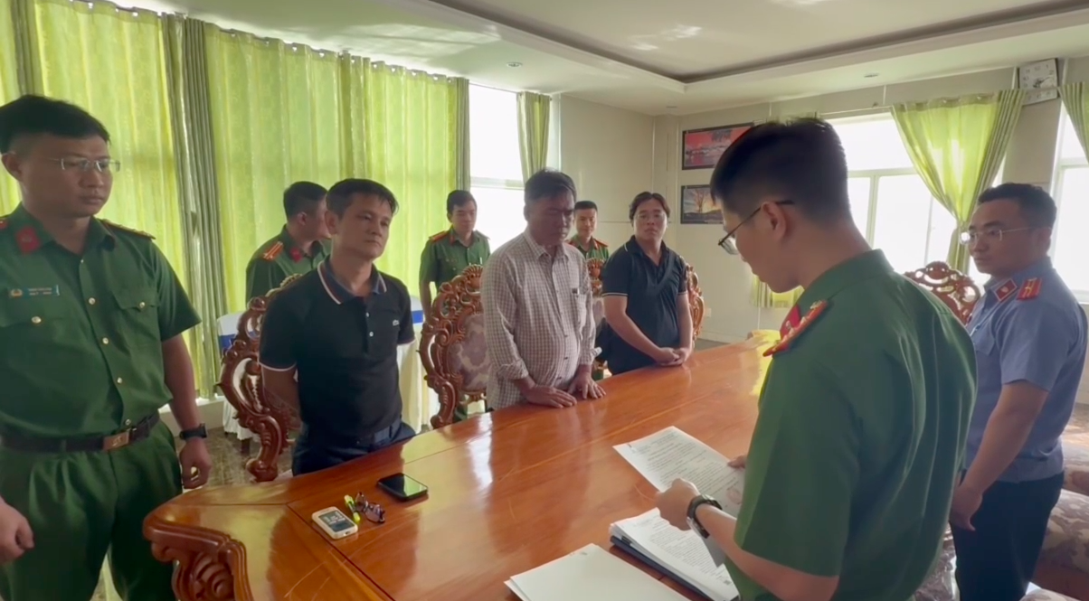 Khởi tố Tổng giám đốc Công ty cáp treo Vũng Tàu vì gây ô nhiễm môi trường- Ảnh 1. Khởi tố Tổng giám đốc Công ty cáp treo Vũng Tàu vì gây ô nhiễm môi trường- Ảnh 1.