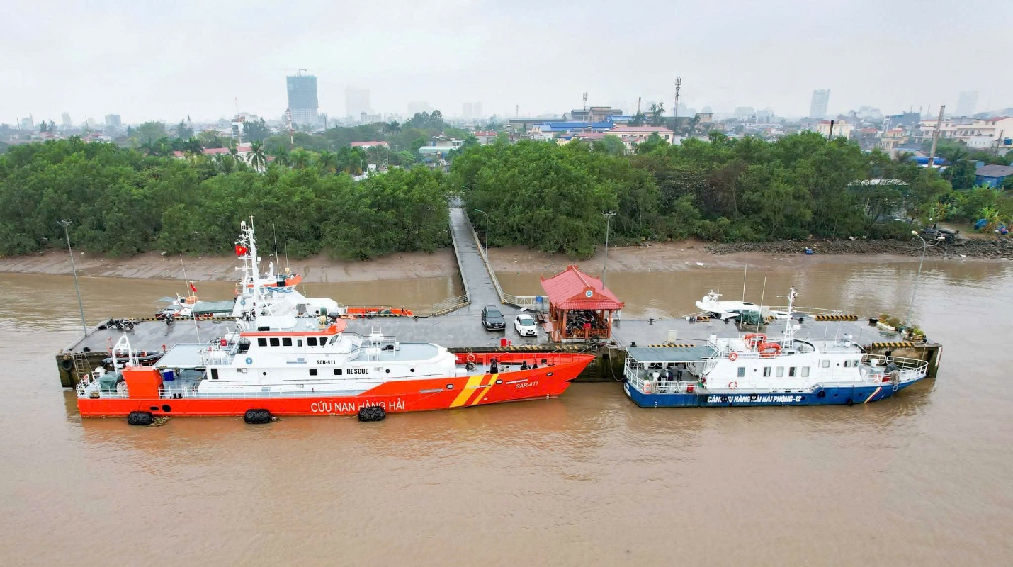 Sớm hoàn thiện xây dựng hồ sơ chính sách Bộ luật Hàng hải Việt Nam- Ảnh 1. Sớm hoàn thiện xây dựng hồ sơ chính sách Bộ luật Hàng hải Việt Nam- Ảnh 1.