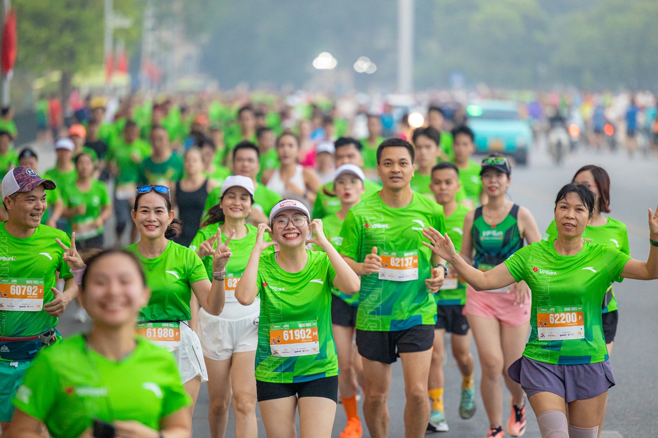VPBank Hanoi International Marathon 2025, cung đường chạy đậm chất thu Hà Nội- Ảnh 6. VPBank Hanoi International Marathon 2025, cung đường chạy đậm chất thu Hà Nội- Ảnh 6.