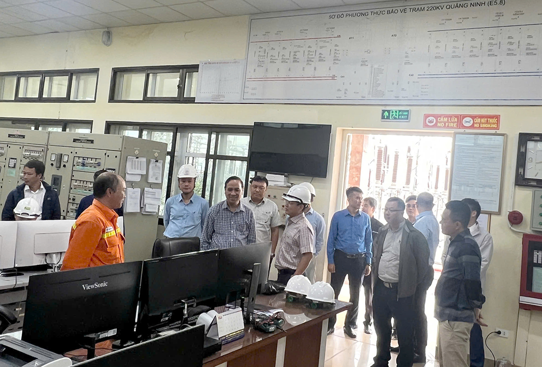 Đẩy nhanh dự án nâng cấp hệ thống điều khiển bảo vệ các trạm biến áp 220kV phía Bắc- Ảnh 1. Đẩy nhanh dự án nâng cấp hệ thống điều khiển bảo vệ các trạm biến áp 220kV phía Bắc- Ảnh 1.
