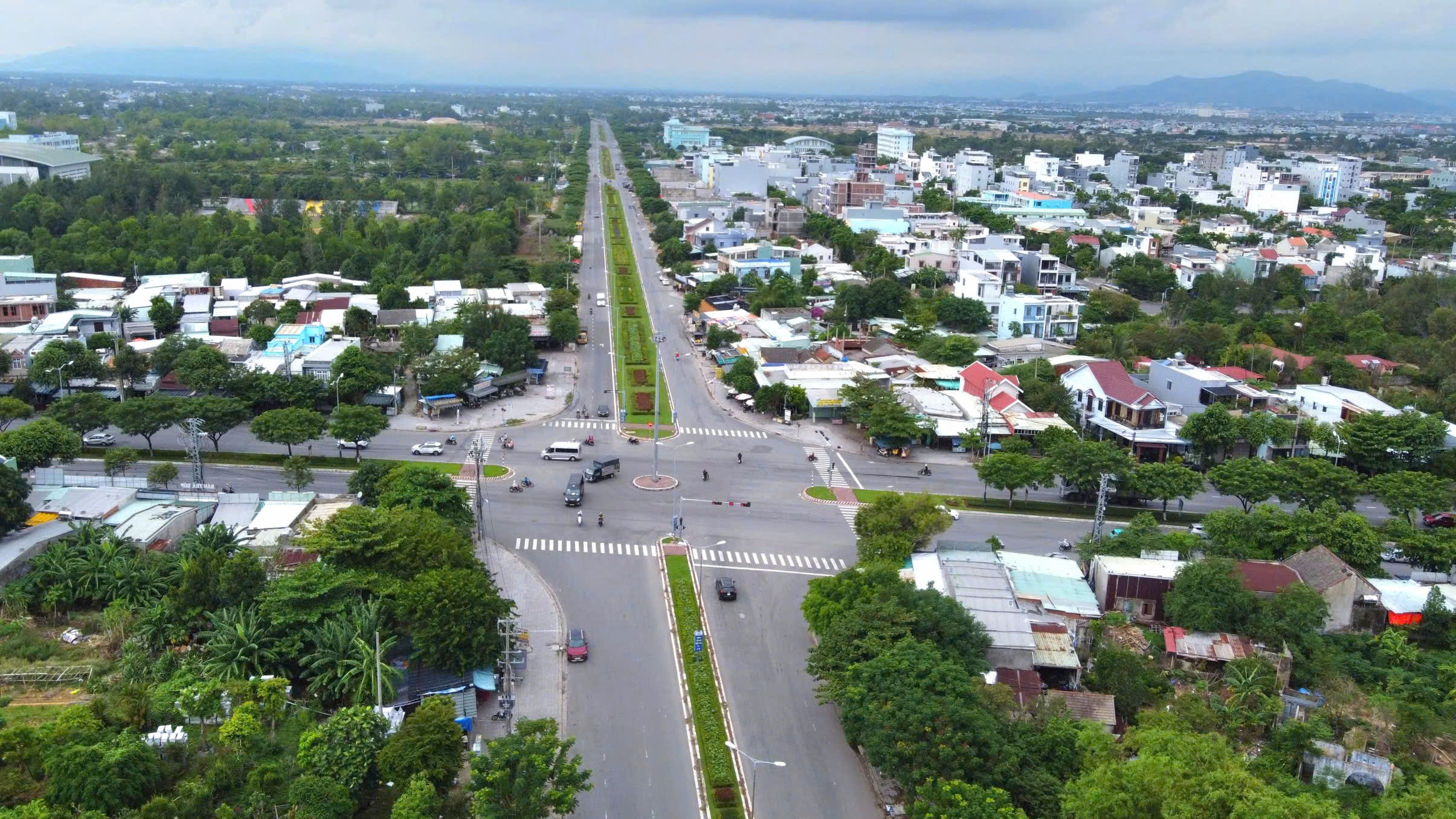 Đất nền Đà Nẵng sau sáp nhập: Nơi sôi động, chỗ trầm lắng- Ảnh 2.