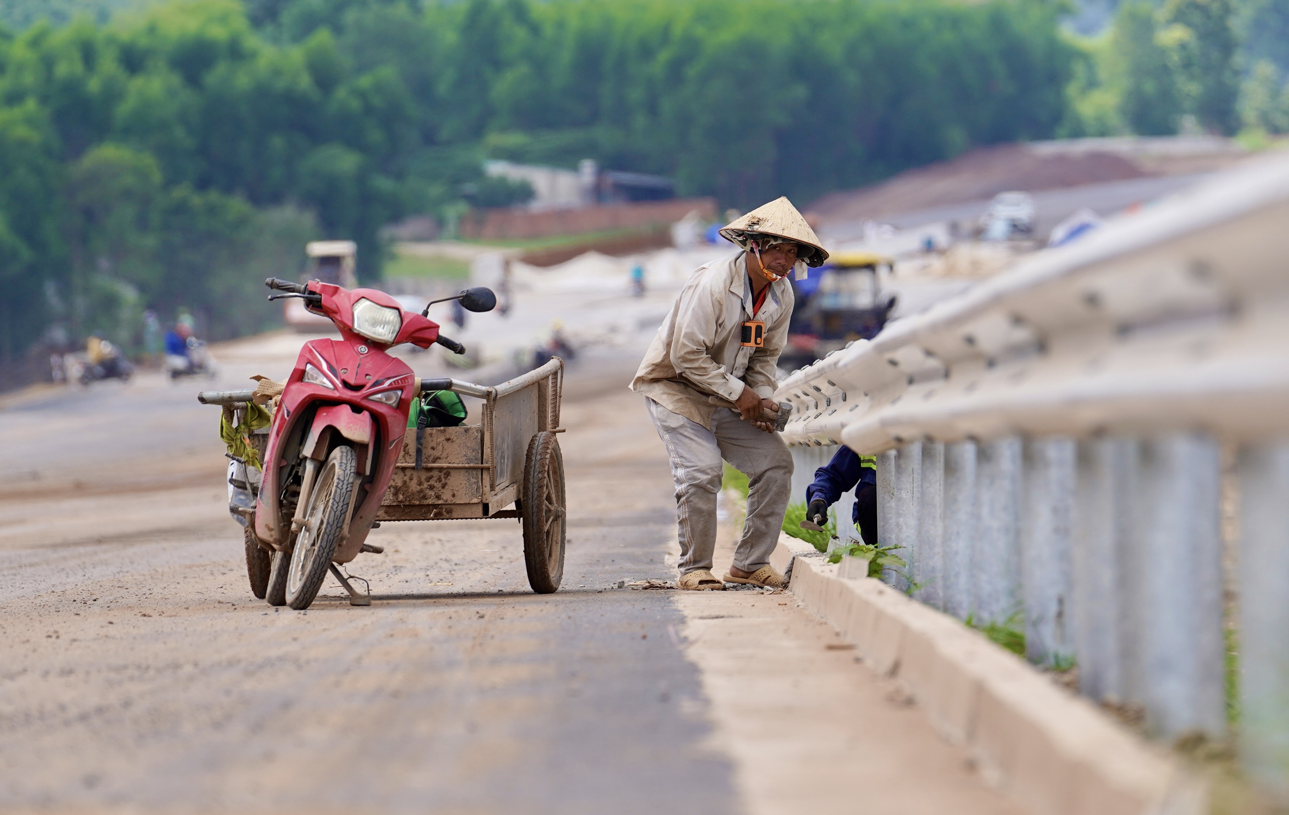 Cao tốc Biên Hòa - Vũng Tàu bước vào hai tháng chạy nước rút trước ngày thông xe kỹ thuật- Ảnh 11. Cao tốc Biên Hòa - Vũng Tàu bước vào hai tháng chạy nước rút trước ngày thông xe kỹ thuật- Ảnh 11.