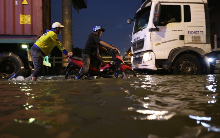 TP.HCM lên phương án ứng phó với các đợt triều cường