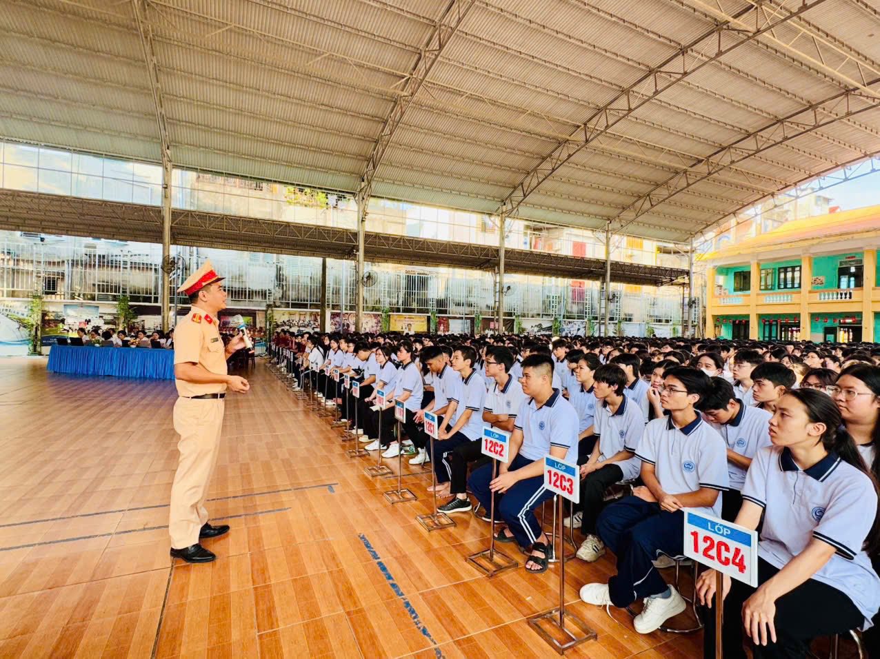 Tuyên Quang: Tập trung tuyên truyền ATGT, chú trọng ngăn ngừa vi phạm ở lứa tuổi học sinh- Ảnh 3. Tuyên Quang: Tập trung tuyên truyền ATGT, chú trọng ngăn ngừa vi phạm ở lứa tuổi học sinh- Ảnh 3.