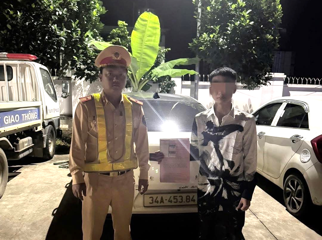 Tuyên Quang: Tập trung tuyên truyền ATGT, chú trọng ngăn ngừa vi phạm ở lứa tuổi học sinh- Ảnh 7. Tuyên Quang: Tập trung tuyên truyền ATGT, chú trọng ngăn ngừa vi phạm ở lứa tuổi học sinh- Ảnh 7.