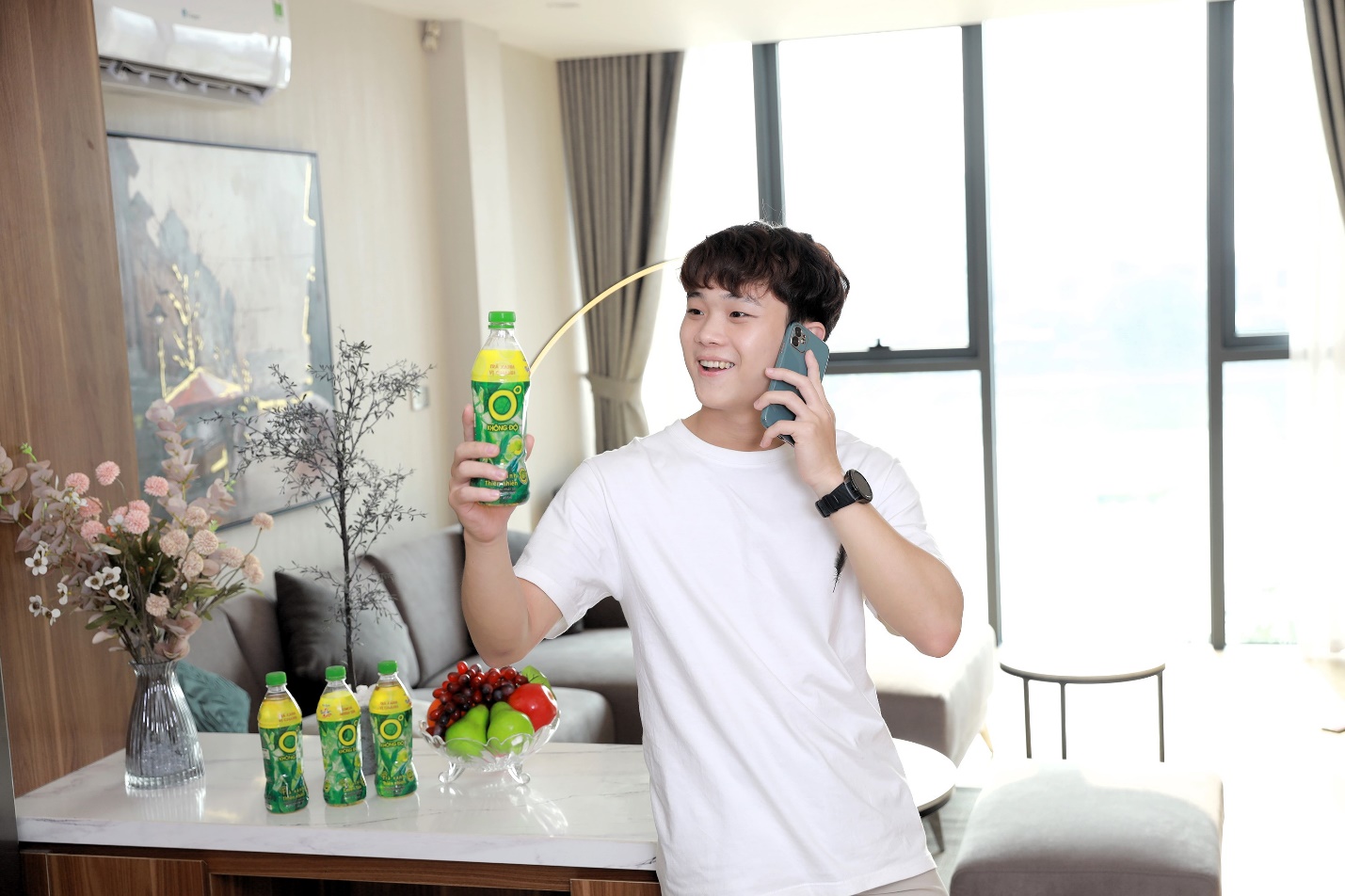 Năm nhất đại học: Làm thêm, trải nghiệm và giải nhiệt cuộc sống theo cách “Không Độ”- Ảnh 1. Năm nhất đại học: Làm thêm, trải nghiệm và giải nhiệt cuộc sống theo cách “Không Độ”- Ảnh 1.