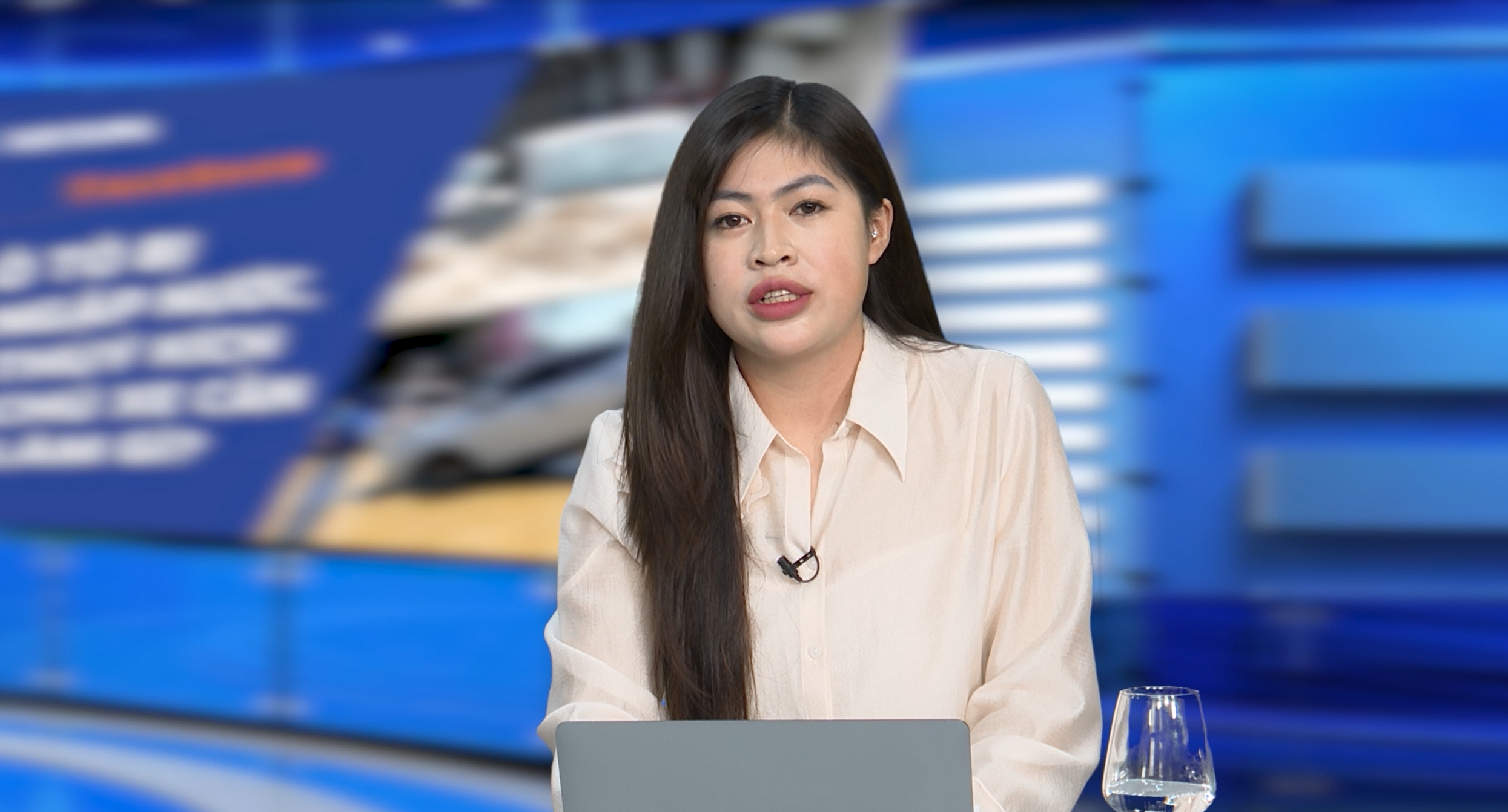 TalkShow: Ô tô bị ngập nước, thủy kích - Chủ xe cần làm gì?- Ảnh 1. TalkShow: Ô tô bị ngập nước, thủy kích - Chủ xe cần làm gì?- Ảnh 1.