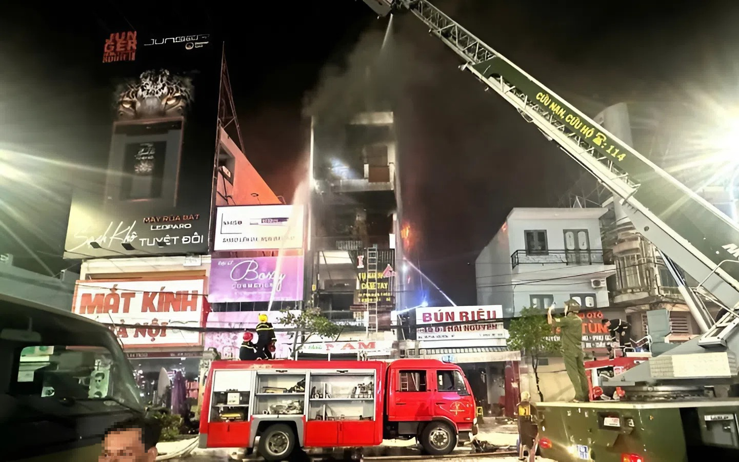 Khánh Hòa: Giảm mạnh số vụ cháy, tiếp tục siết chặt kiểm tra an toàn PCCC cuối năm- Ảnh 1. Khánh Hòa: Giảm mạnh số vụ cháy, tiếp tục siết chặt kiểm tra an toàn PCCC cuối năm- Ảnh 1.