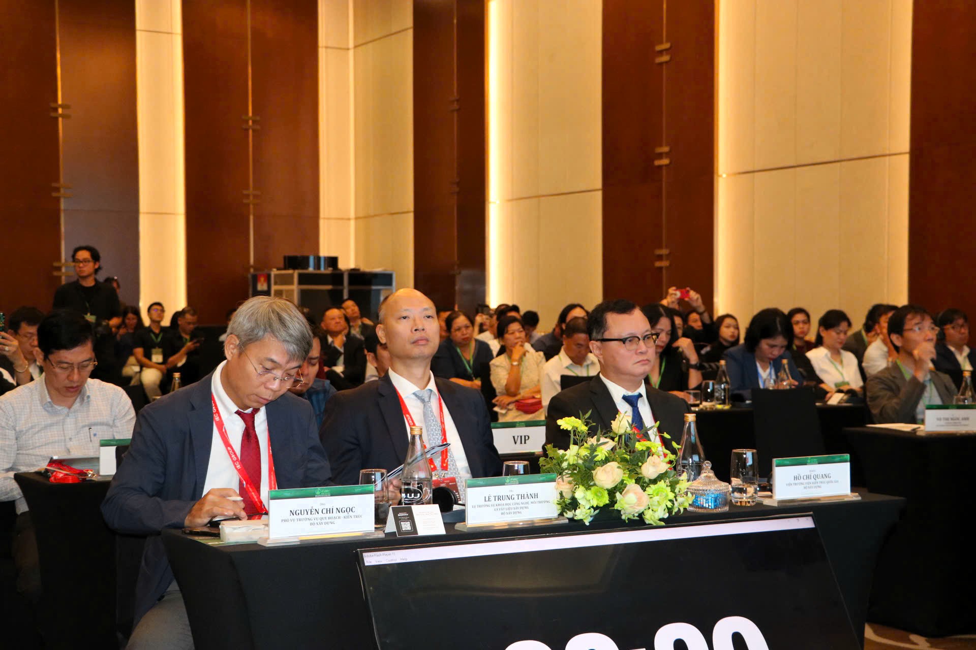 Thúc đẩy chuyển đổi xanh từ giải pháp kiến trúc đến đổi mới công nghệ- Ảnh 3. Thúc đẩy chuyển đổi xanh từ giải pháp kiến trúc đến đổi mới công nghệ- Ảnh 3.