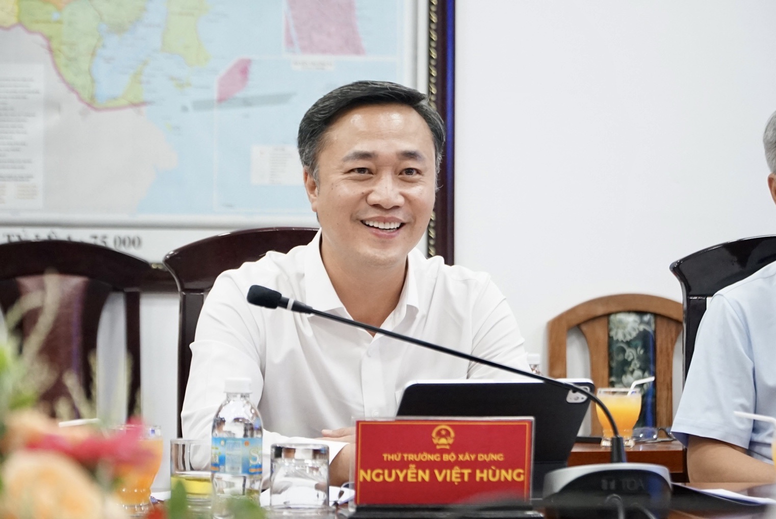 Thứ trưởng Nguyễn Việt Hùng: Khánh Hòa cần đẩy nhanh tiến độ để có thêm nhiều nhà ở xã hội- Ảnh 1. Thứ trưởng Nguyễn Việt Hùng: Khánh Hòa cần đẩy nhanh tiến độ để có thêm nhiều nhà ở xã hội- Ảnh 1.