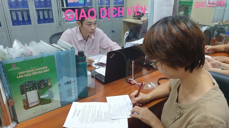 Giải ngân khoản vay ưu đãi đầu tiên cho sinh viên STEM tại Hà Nội- Ảnh 1.