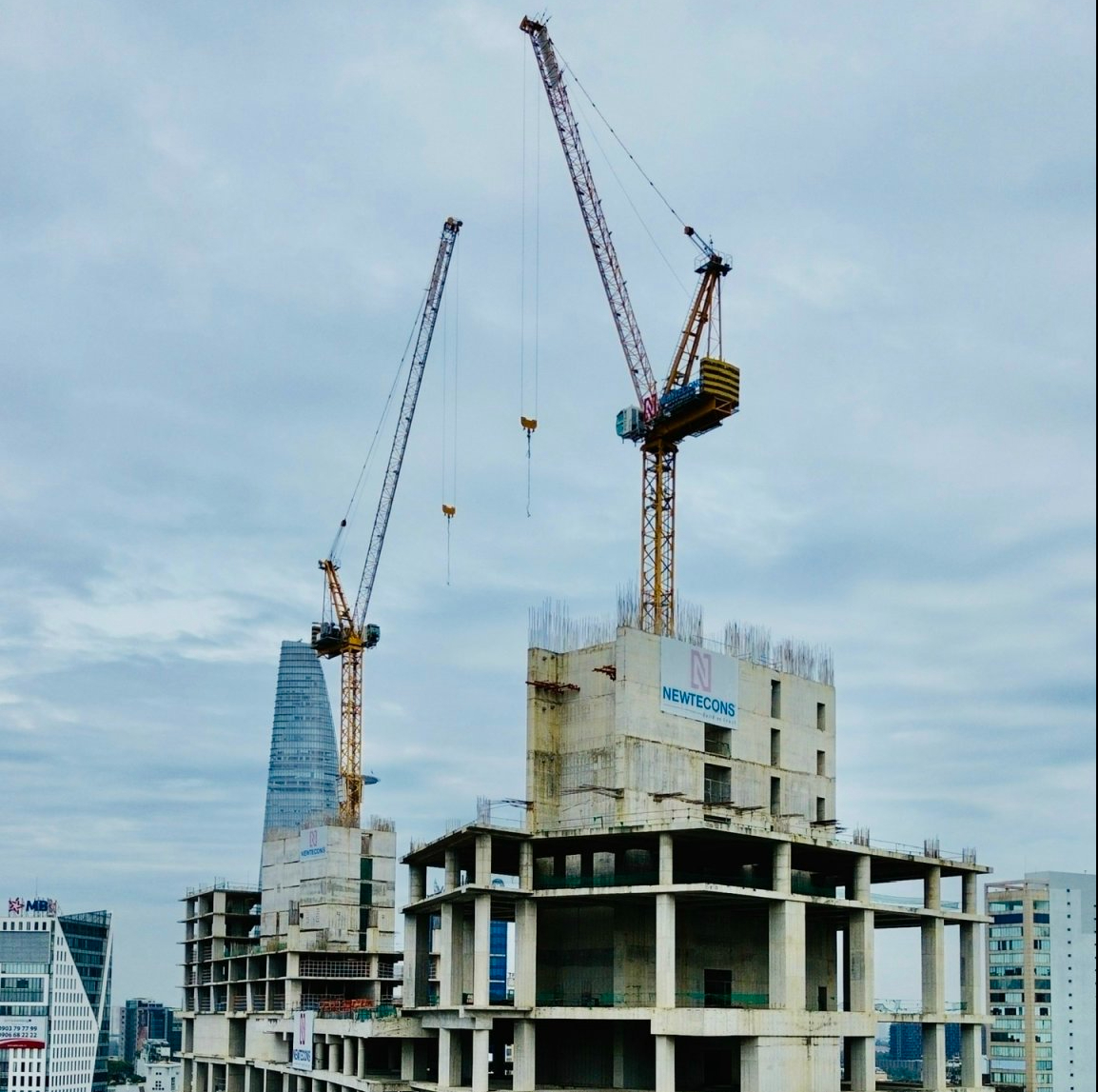 TP.HCM: Quản lý cần trục tháp ở công trình thế nào để đảm bảo an toàn?- Ảnh 2.