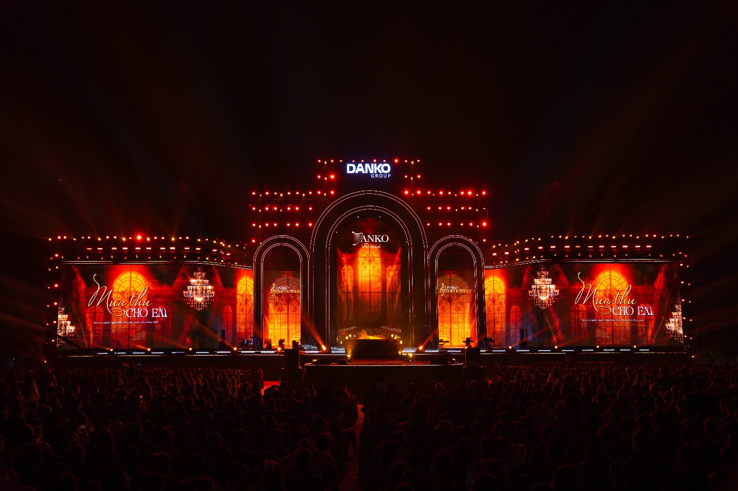 Đêm nhạc "Mùa thu cho em", món quà tri ân khách hàng tại Danko Riverside- Ảnh 1. Đêm nhạc "Mùa thu cho em", món quà tri ân khách hàng tại Danko Riverside- Ảnh 1.