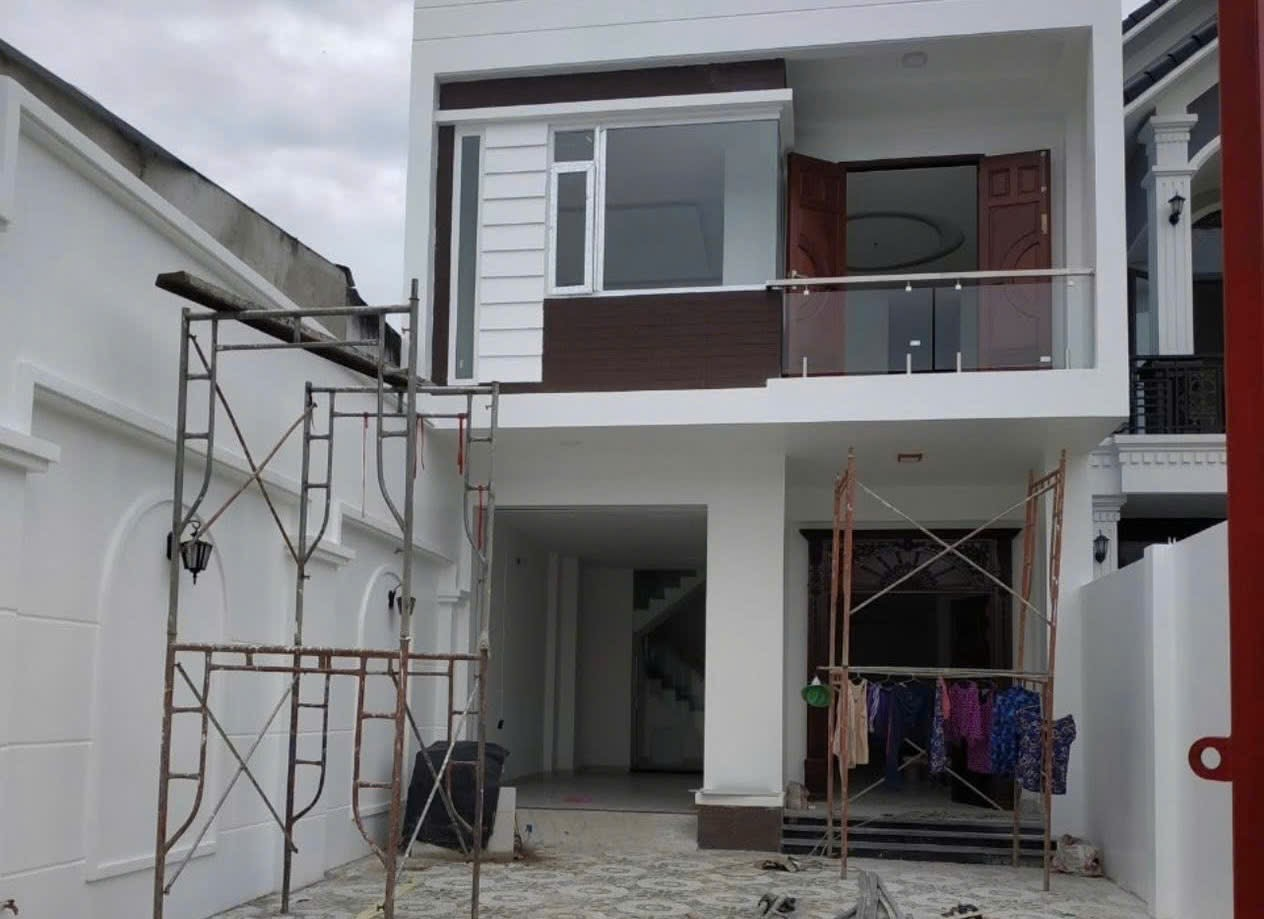 Trả giá đắt khi xây nhà bằng "giao khoán niềm tin"- Ảnh 1. Trả giá đắt khi xây nhà bằng "giao khoán niềm tin"- Ảnh 1.