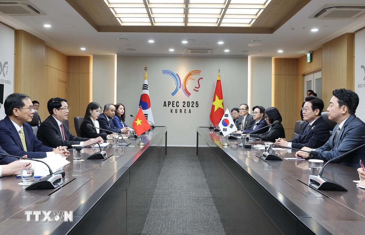 Hàn Quốc mong muốn đầu tư hạ tầng, xây dựng đô thị mới tại Việt Nam- Ảnh 1. Hàn Quốc mong muốn đầu tư hạ tầng, xây dựng đô thị mới tại Việt Nam- Ảnh 1.