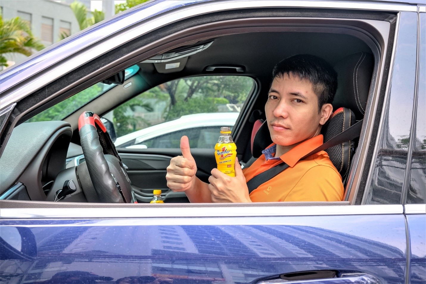 Chai Number 1 mát lạnh, hương vị mạnh mẽ tiếp thêm sức mạnh, tỉnh táo và tập trung, giữ lửa bền đam mê trên mọi hành trình chinh phục ước mơ. Chai Number 1 mát lạnh, hương vị mạnh mẽ tiếp thêm sức mạnh, tỉnh táo và tập trung, giữ lửa bền đam mê trên mọi hành trình chinh phục ước mơ.