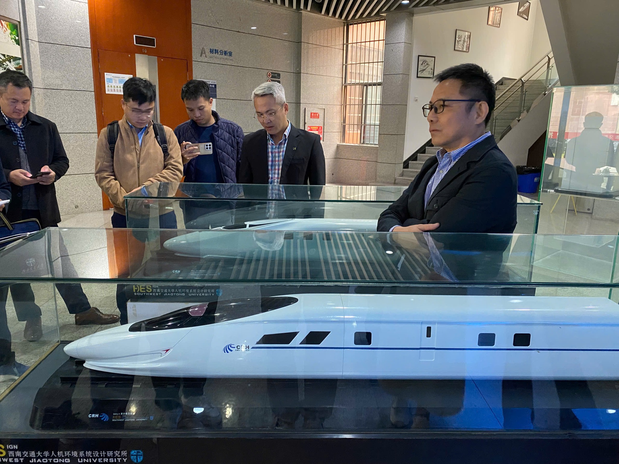 Vinaconex tiên phong đưa học viên ra nước ngoài học tập công nghệ đường sắt hiện đại