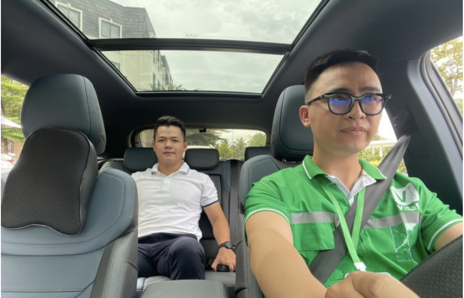 Dịch vụ lái xe cho người uống rượu bia tăng mạnh- Ảnh 1.