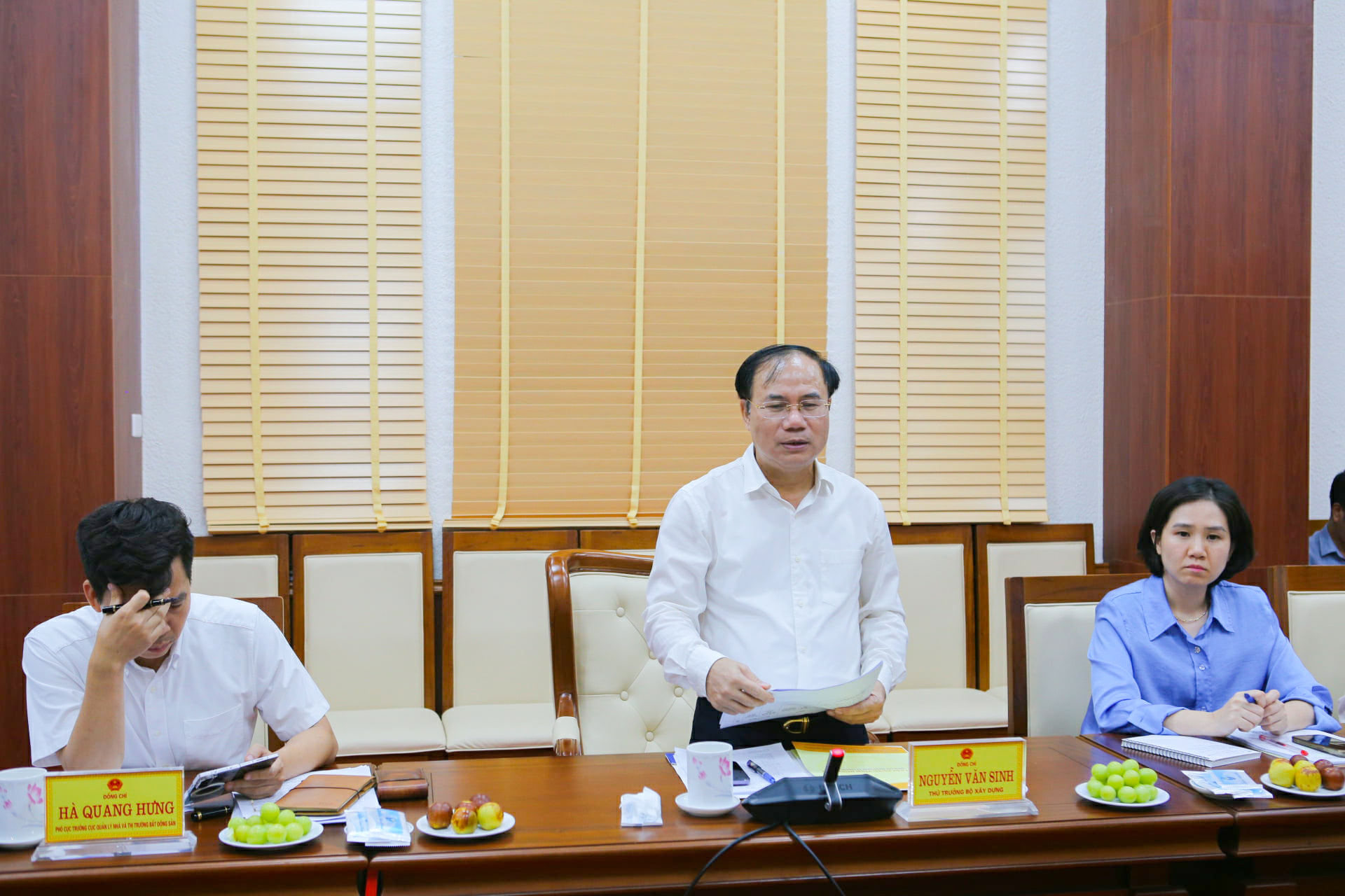 Thứ trưởng Nguyễn Văn Sinh: Cần đẩy nhanh tiến độ các dự án nhà ở xã hội tại Hưng Yên- Ảnh 1.