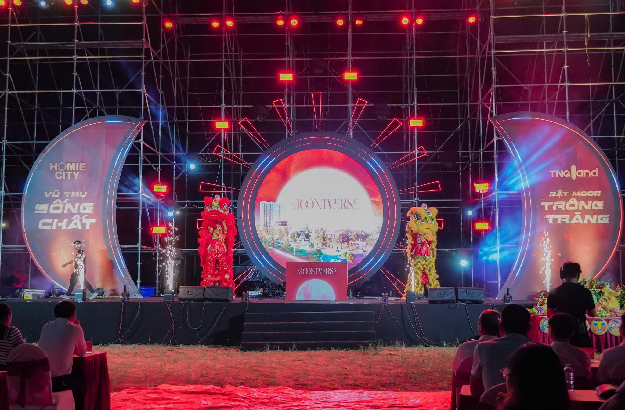 Đêm hội Trung thu đầu tiên tại Homie City: Gắn kết cộng đồng, lan tỏa giá trị sống- Ảnh 5. Đêm hội Trung thu đầu tiên tại Homie City: Gắn kết cộng đồng, lan tỏa giá trị sống- Ảnh 5.