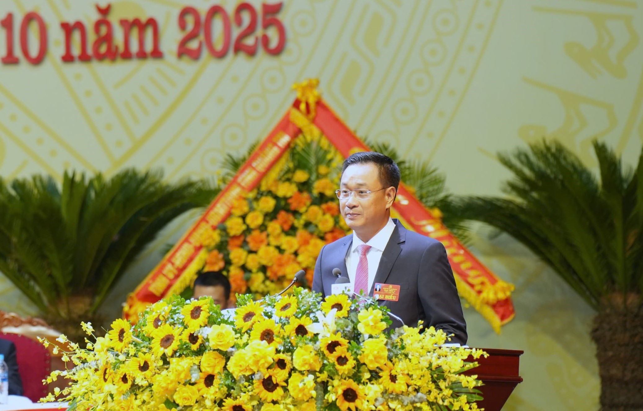 Đại hội Đảng bộ tỉnh Quảng Trị lần thứ I: Xây dựng tỉnh thành cực tăng trưởng mới- Ảnh 3.