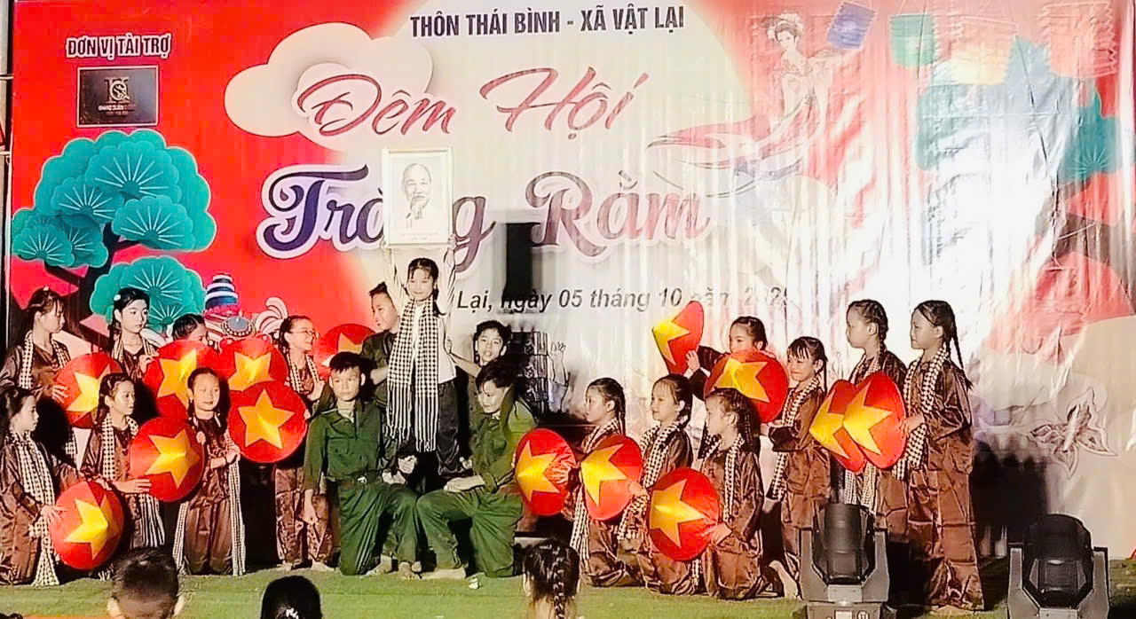 Các xã vùng ven Hà Nội lung linh trong đêm hội Trung thu- Ảnh 2.