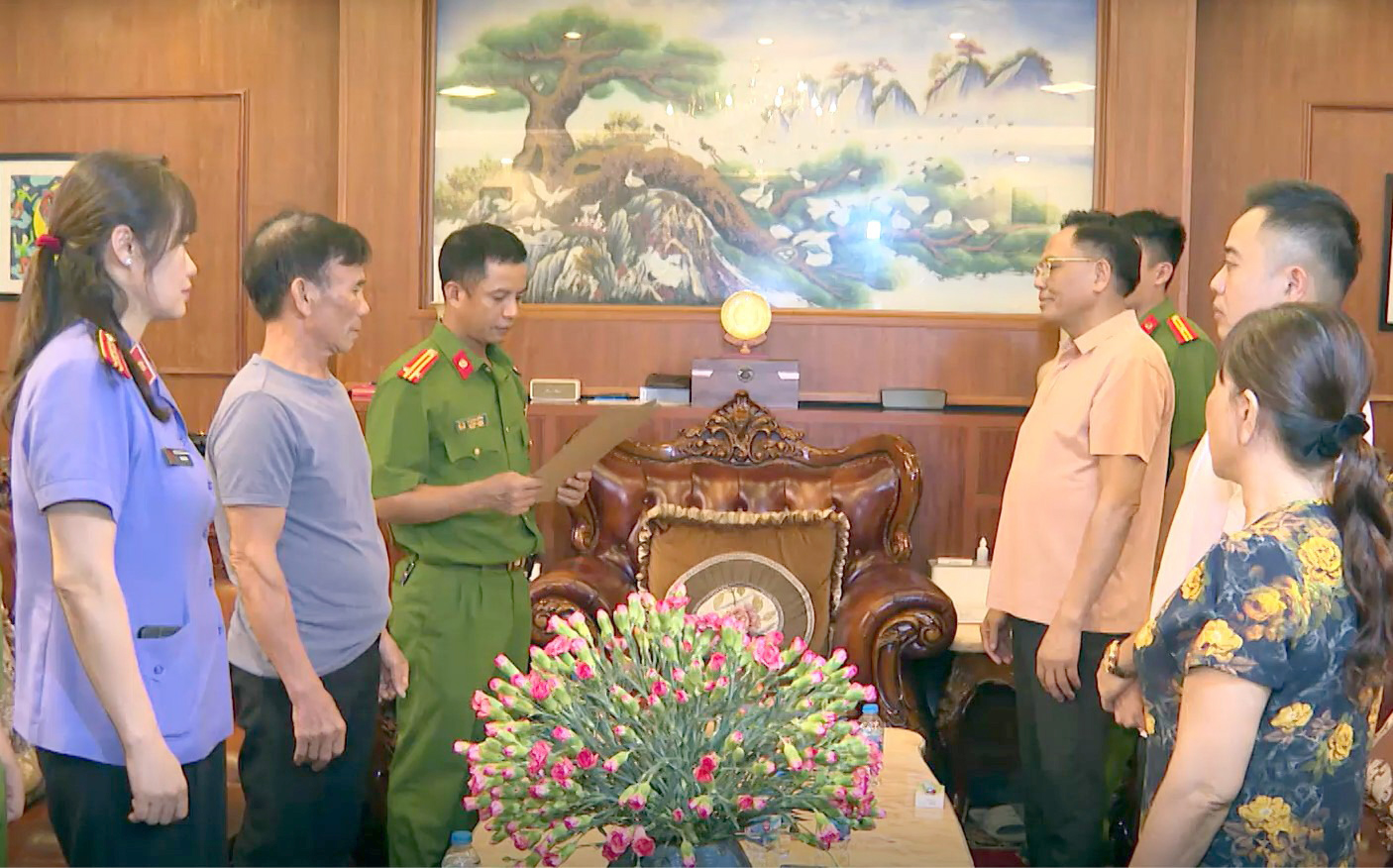 "Bầu" Đoan bị cáo buộc bán 189 lô đất khi chưa đủ điều kiện, thu lợi bất chính 191 tỷ đồng- Ảnh 1.