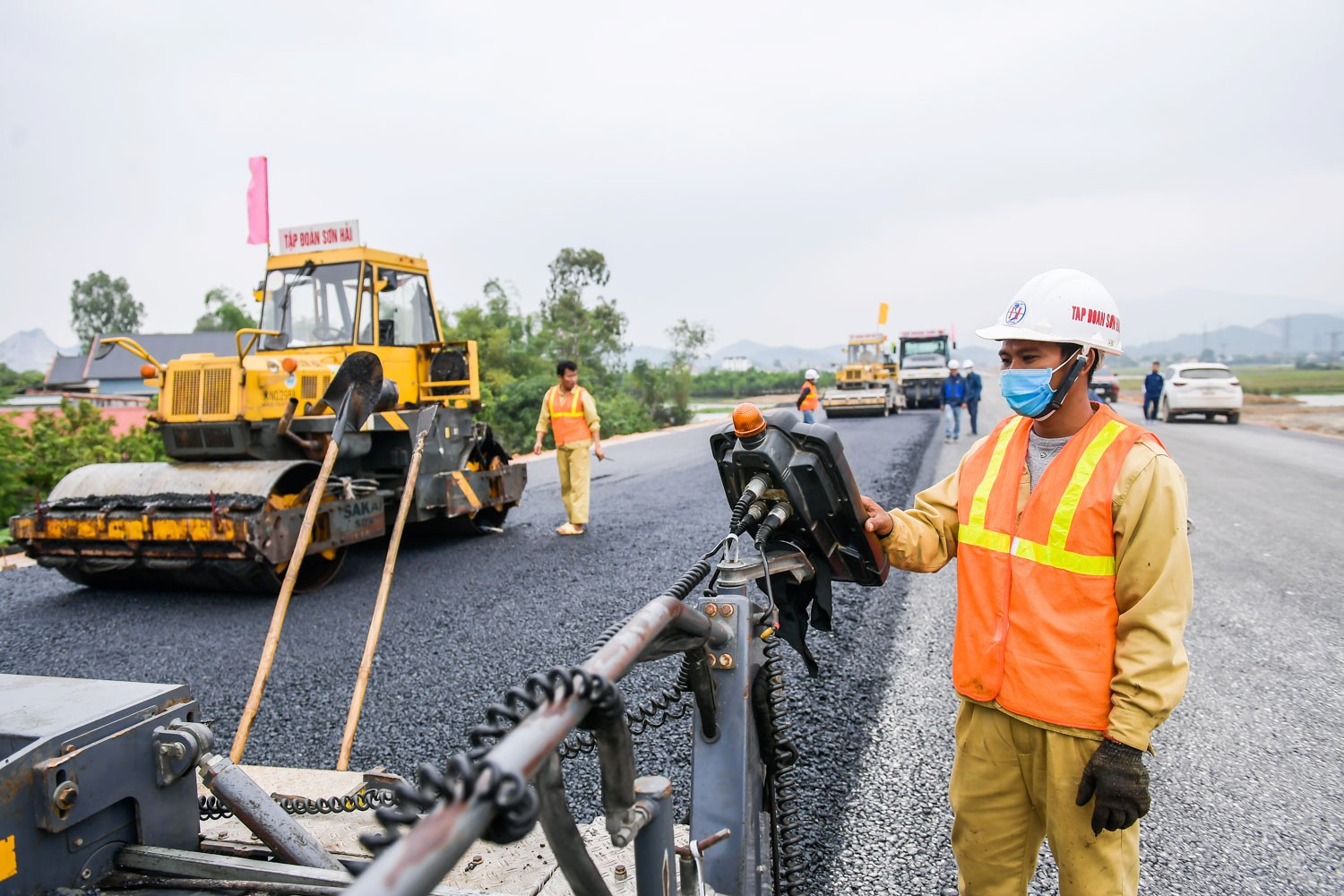 Khơi dậy sức mạnh đổi mới trong ngành Xây dựng: Thi đua để bứt phá và phát triển- Ảnh 1.