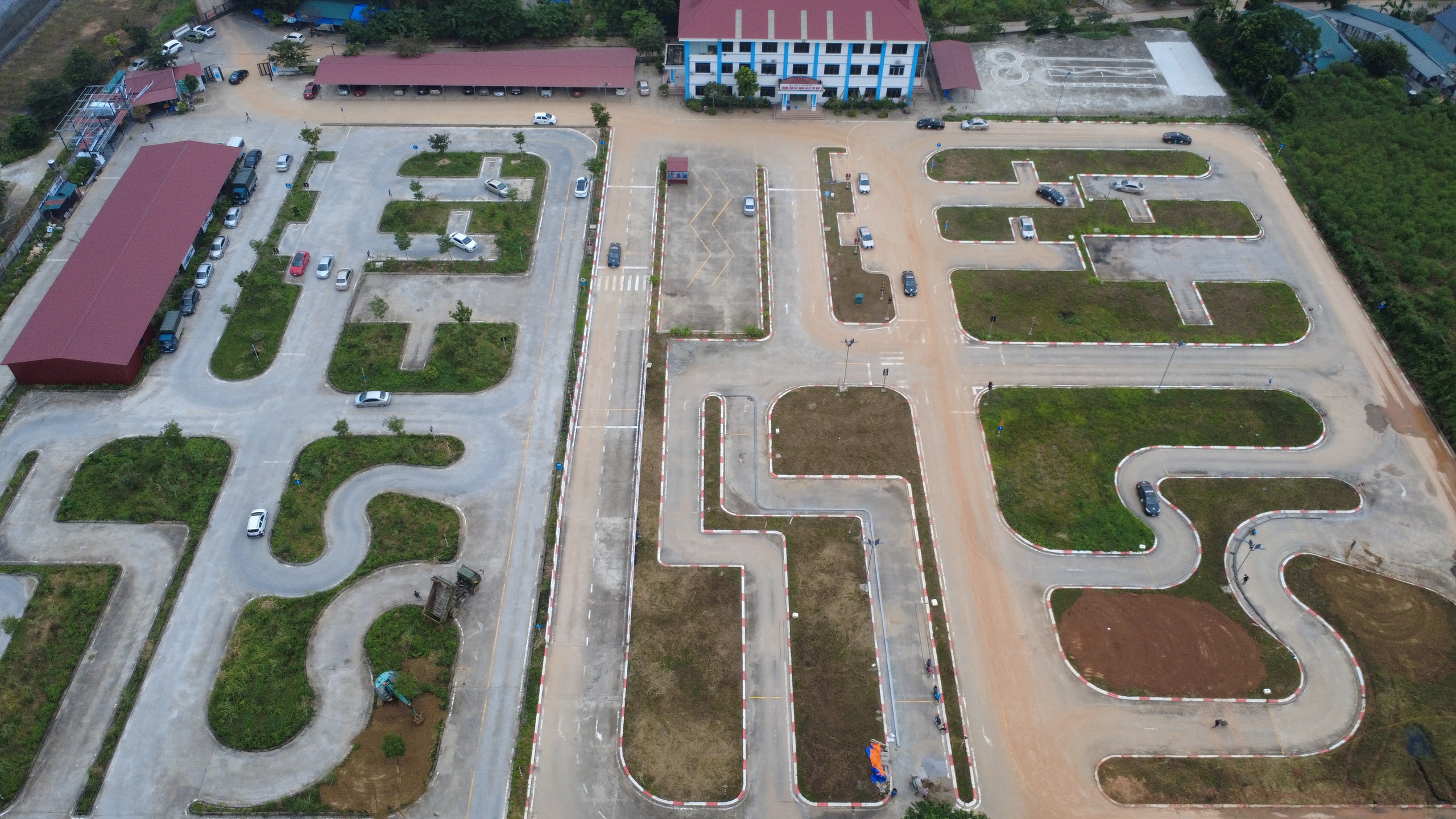 Bước chuyển trong đào tạo và sát hạch lái xe tại Lào Cai- Ảnh 1. Bước chuyển trong đào tạo và sát hạch lái xe tại Lào Cai- Ảnh 1.
