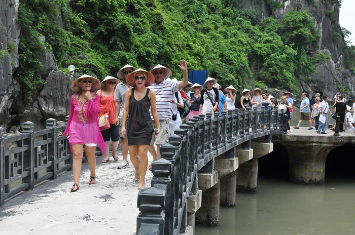 Doanh thu du lịch lữ hành tăng hơn 20% trong 9 tháng năm 2025- Ảnh 1.