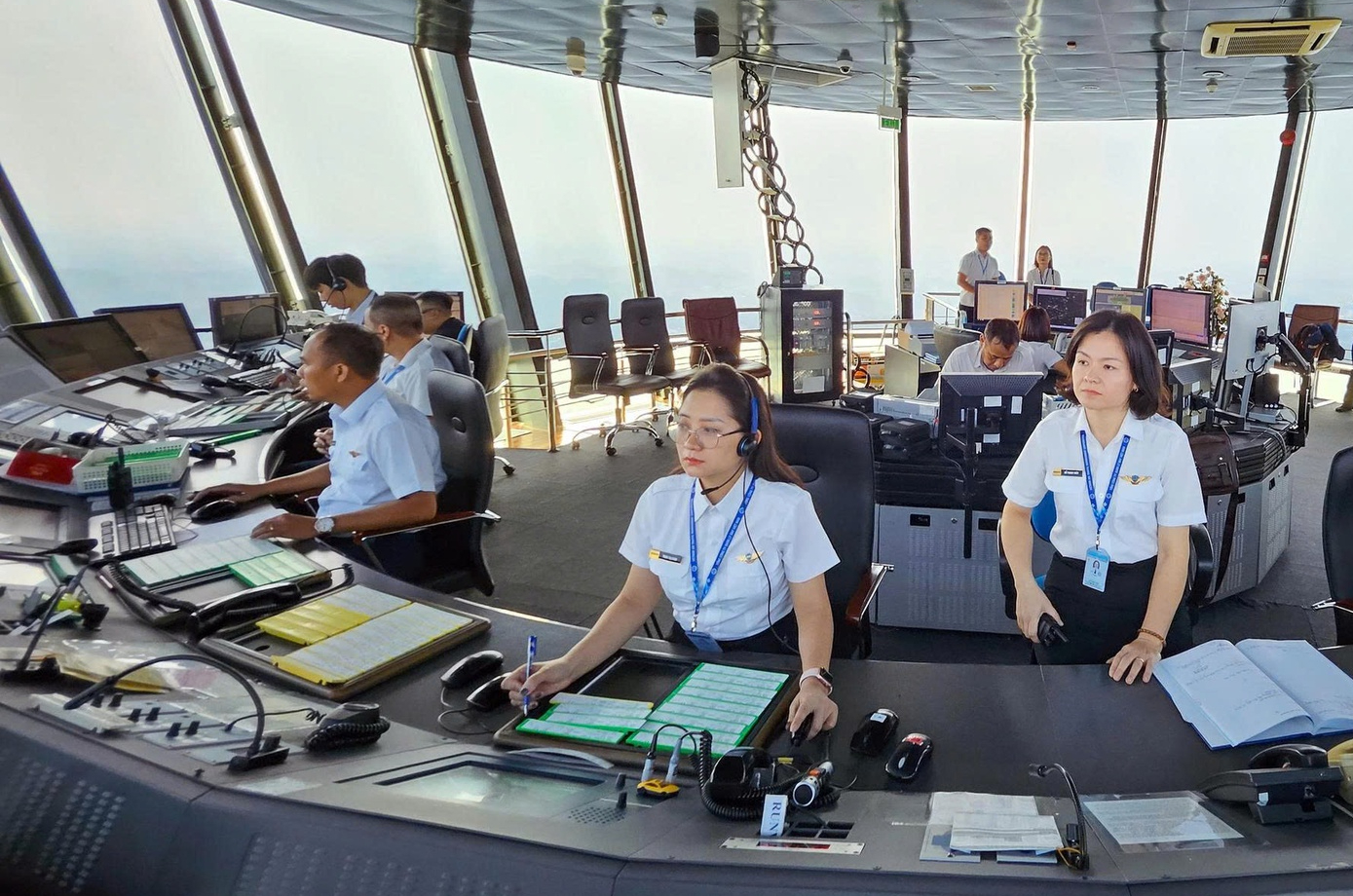 Gần 700 nghìn chuyến bay được điều hành an toàn trong 9 tháng- Ảnh 1.