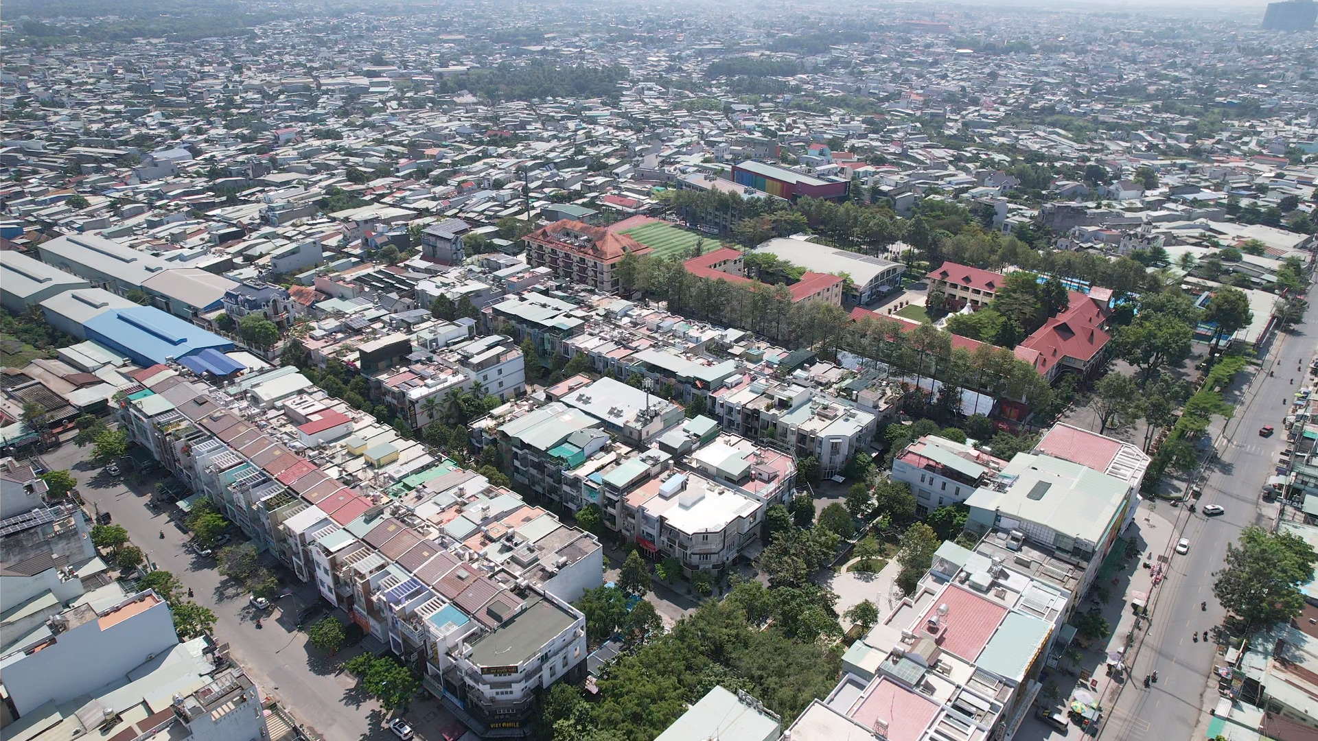 Đồng Nai: Trảng Dài thay áo mới, cấp sổ đỏ đồng loạt cho bà con, siết trật tự xây dựng- Ảnh 4.