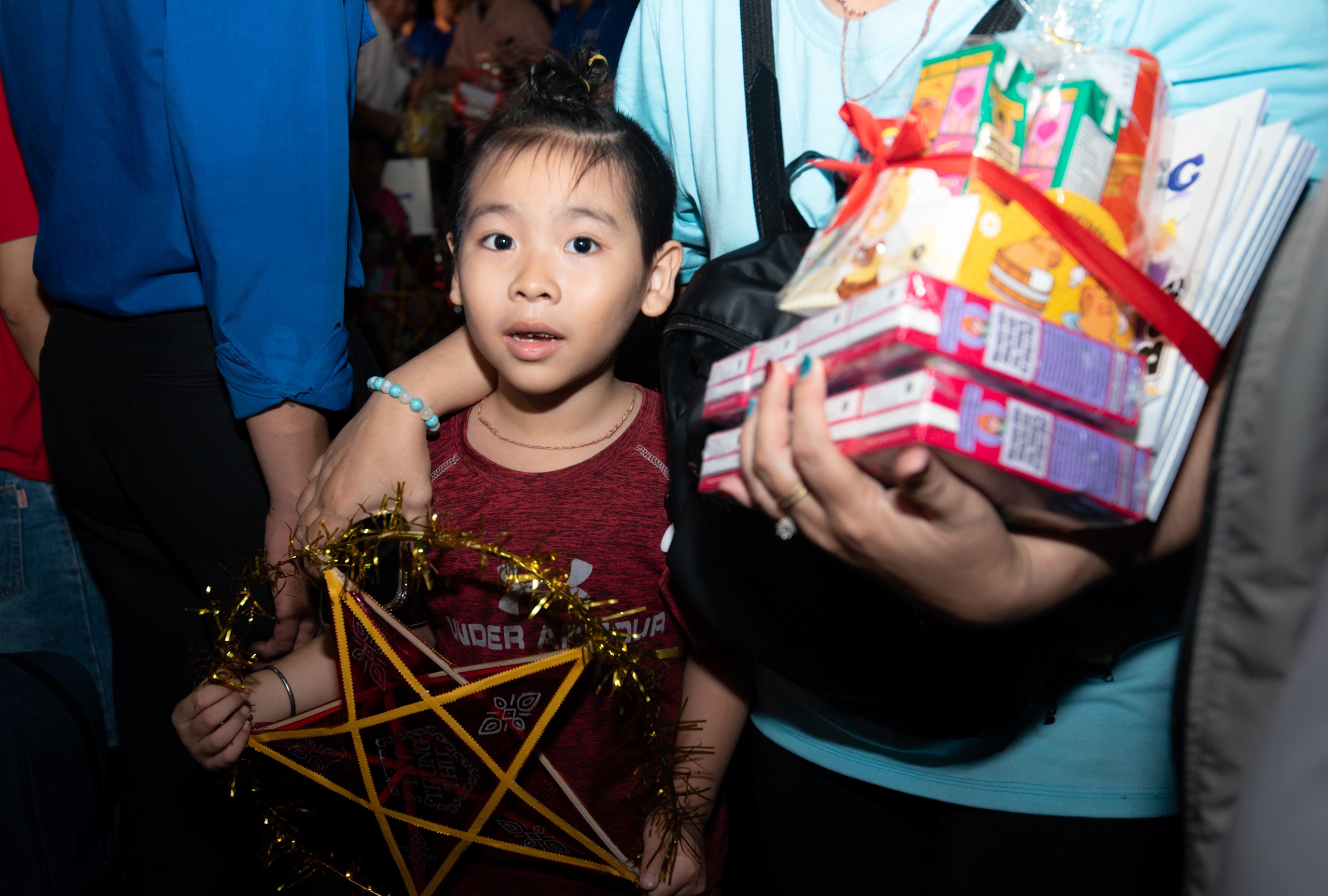 Vinamilk đồng hành mang tết Trung thu đến hơn 10.000 trẻ em trên cả nước- Ảnh 9. Vinamilk đồng hành mang tết Trung thu đến hơn 10.000 trẻ em trên cả nước- Ảnh 9.