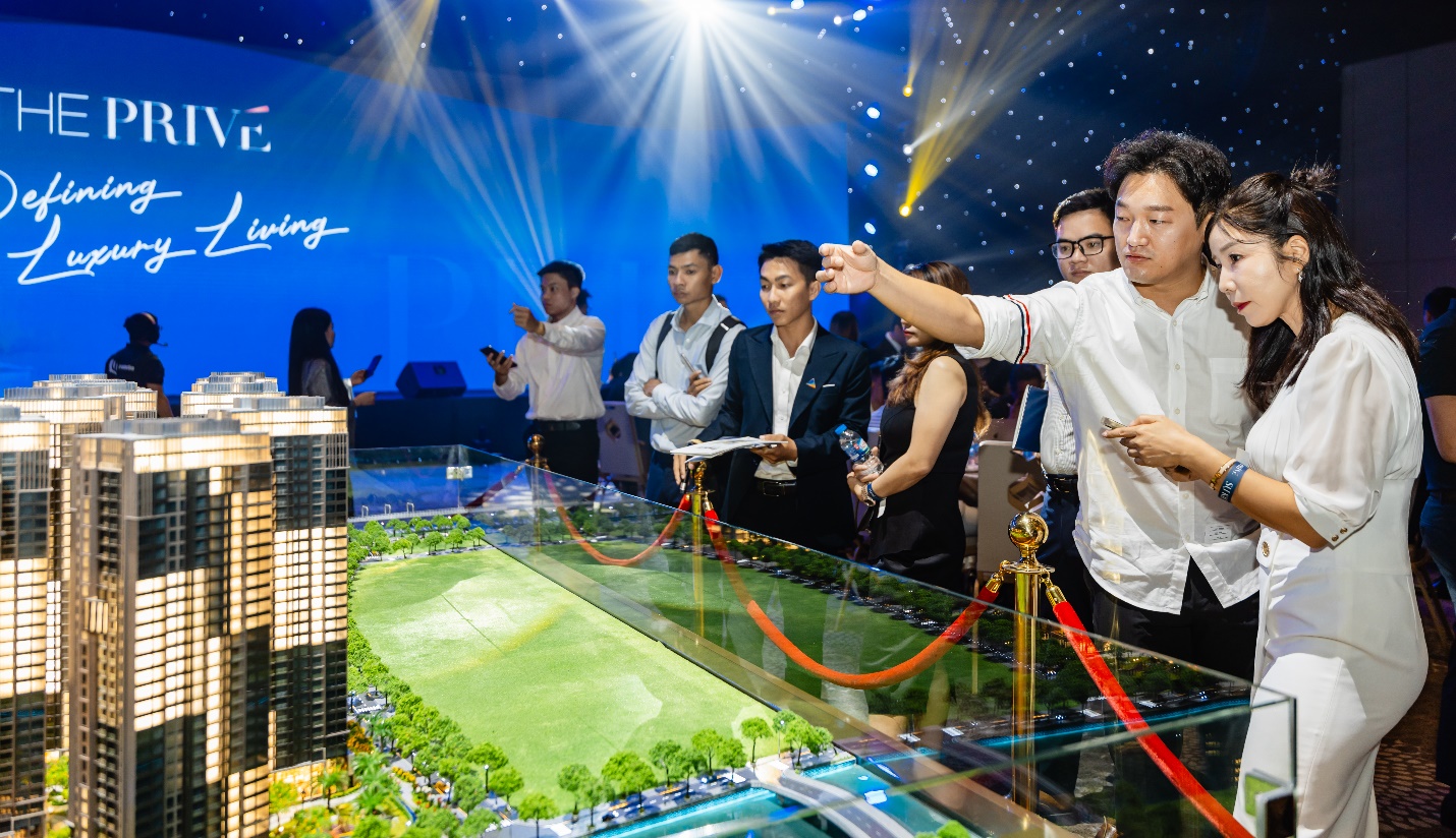 Khách hàng người nước ngoài quan tâm đặc biệt dự án The Privé- Ảnh 1. G:\05.KinhDoanhTiepThi\TruyenThong\03.MsHongVan\tư liệu\68.JPG