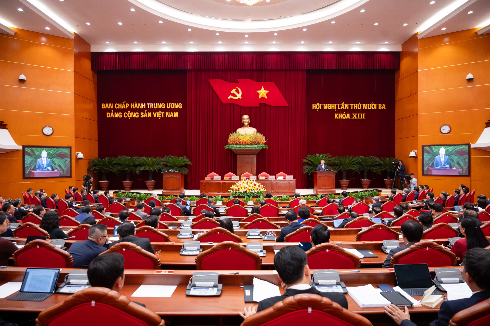 Thống nhất giới thiệu nhân sự Ban chấp hành Trung ương khóa XIV- Ảnh 3.