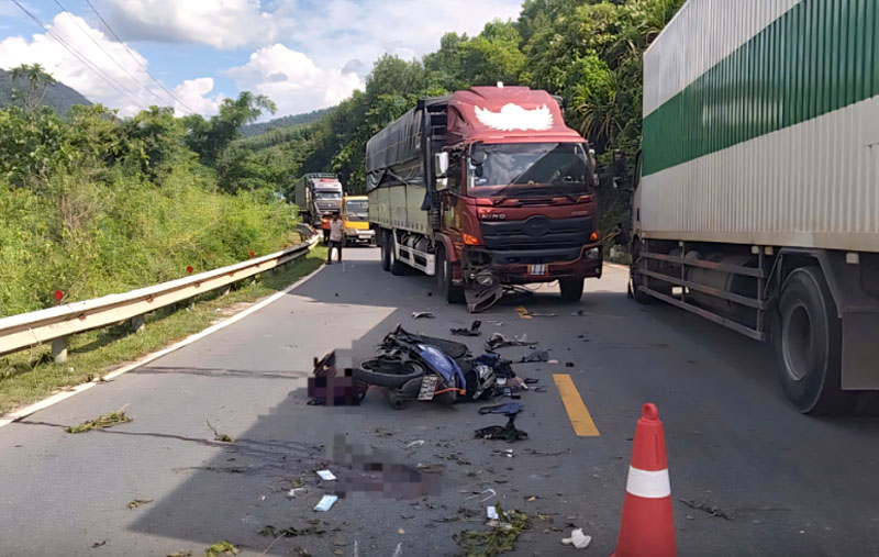 Hiện trường vụ tai nạn. Hiện trường vụ tai nạn.