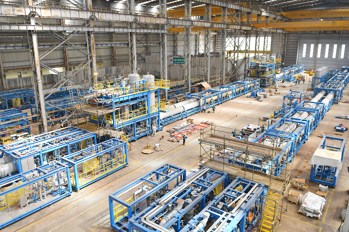 LILAMA là doanh nghiệp cơ khí Việt Nam đầu tiên tham gia ngành công nghiệp sản xuất hydro xanh tiên phong áp dụng công nghệ điện phân tiên tiến nhất trên thế giới. LILAMA là doanh nghiệp cơ khí Việt Nam đầu tiên tham gia ngành công nghiệp sản xuất hydro xanh tiên phong áp dụng công nghệ điện phân tiên tiến nhất trên thế giới.