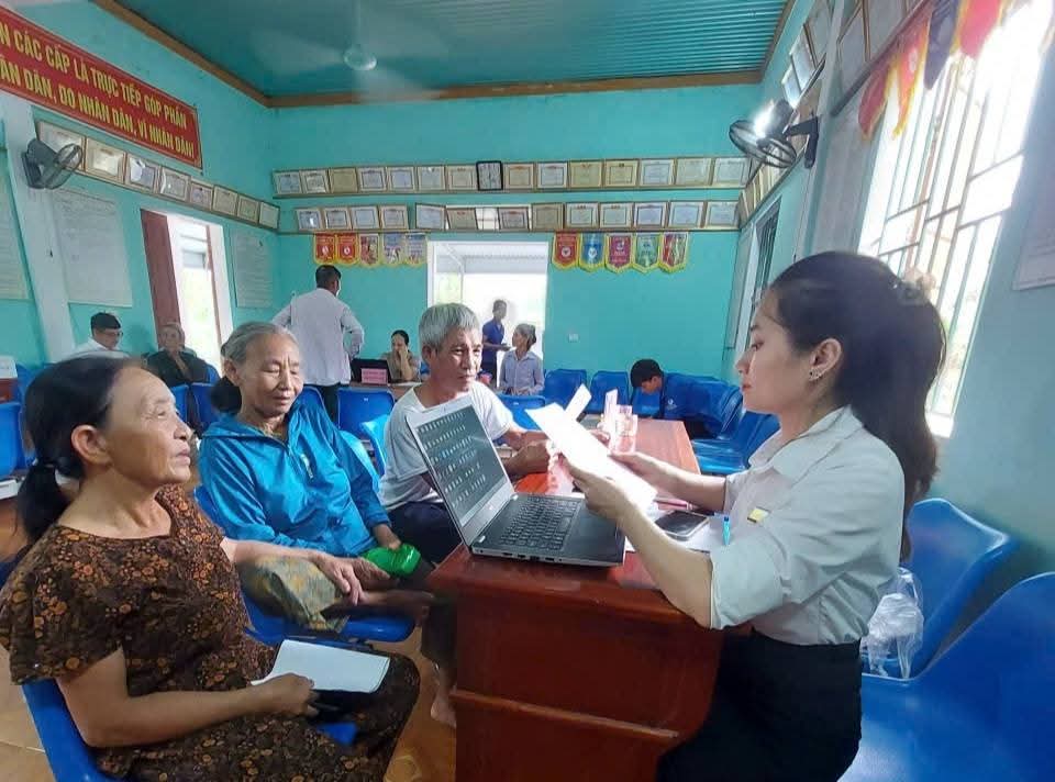 Hà Tĩnh: Hạ tầng công nghệ thông tin đồng bộ thúc đẩy phát triển kinh tế số và xã hội số- Ảnh 3. Hà Tĩnh: Hạ tầng công nghệ thông tin đồng bộ thúc đẩy phát triển kinh tế số và xã hội số- Ảnh 3.