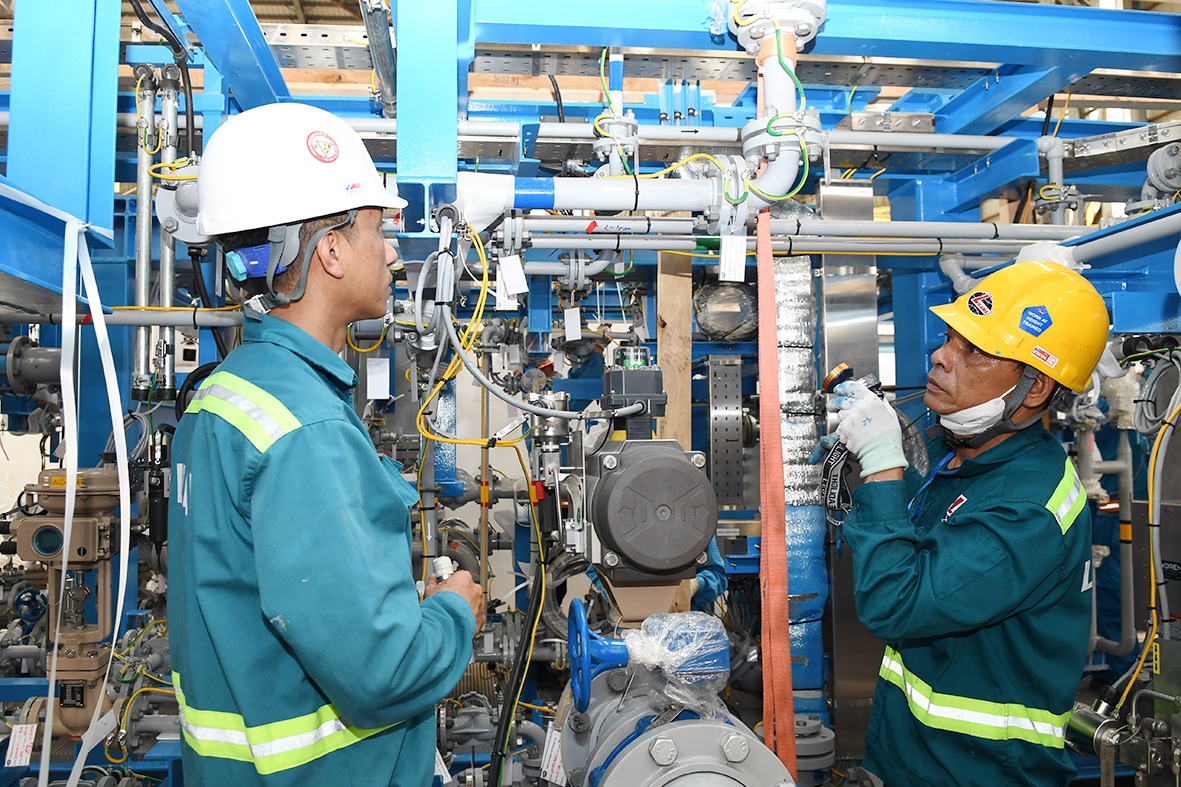 Các sáng kiến của ông Hà Văn Đức sẽ giúp LILAMA tiết kiệm khoảng 35 tỷ đồng chi phí thi công. Các sáng kiến của ông Hà Văn Đức sẽ giúp LILAMA tiết kiệm khoảng 35 tỷ đồng chi phí thi công.