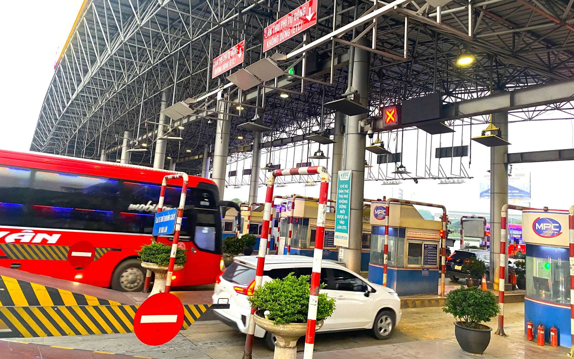 Bộ Xây dựng đề nghị TP.HCM triển khai thu phí Vành đai 3